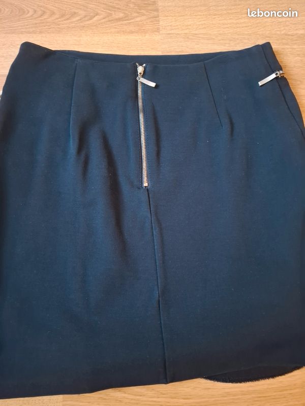 Jupe droite taille 36 (image 3)
