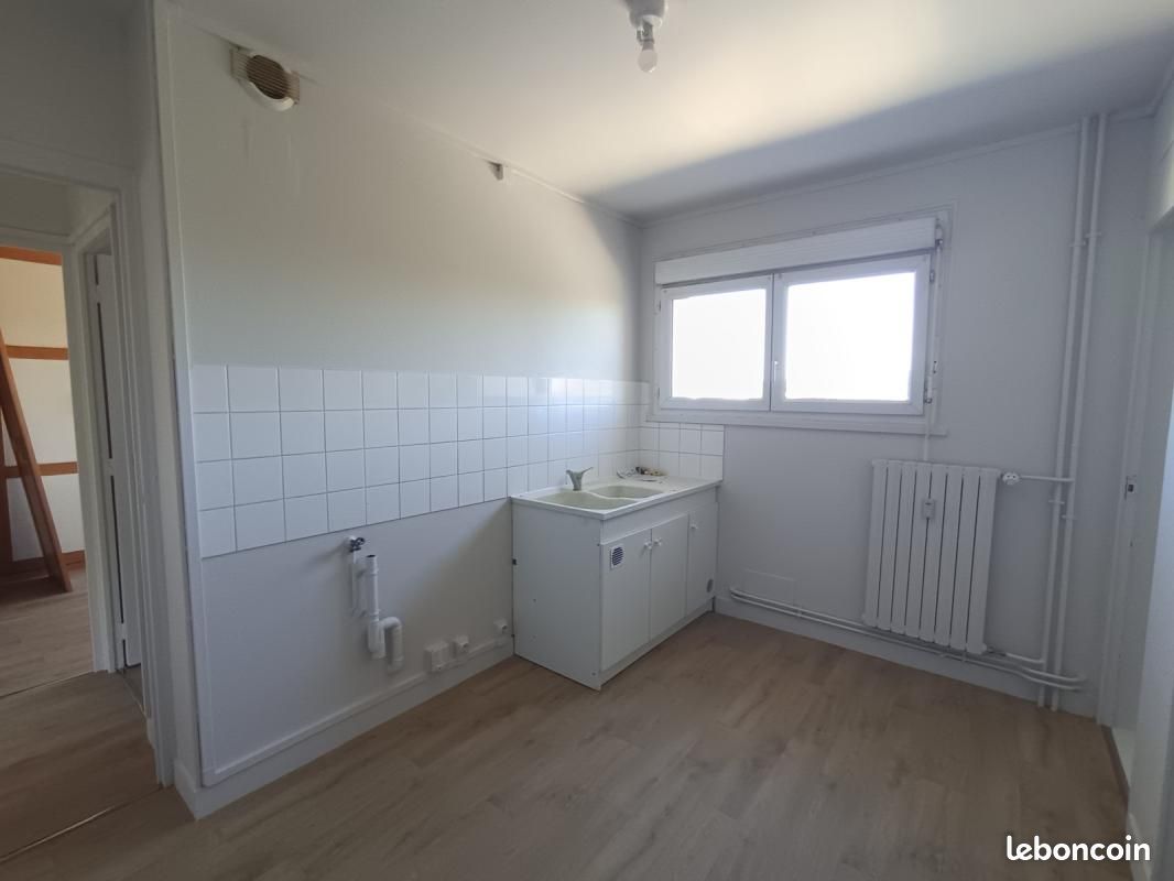 Appartement 3 pièces 60 m² · à Montholon · 60 m² · 497 €/mois