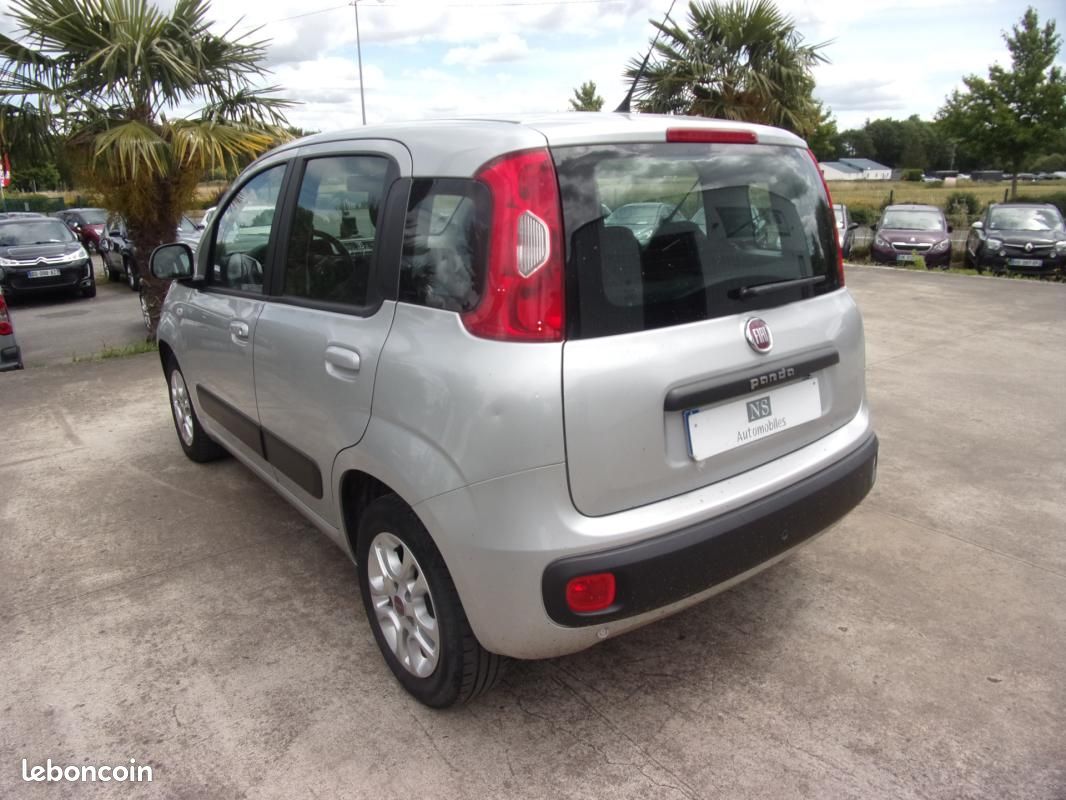 Fiat Panda SERIE 2 1.2 69 ch Lounge (image 6)
