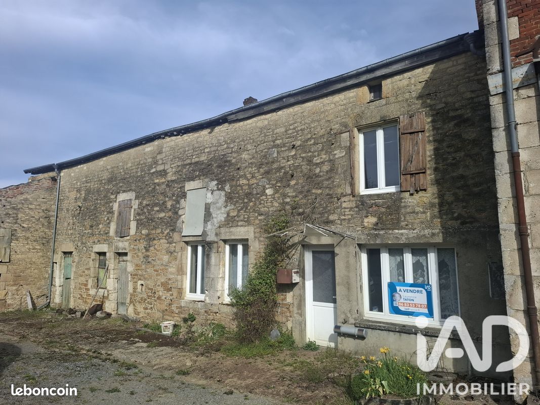 Maison 5 pièces 111 m² · à Flaignes-Havys · 111 m² · 50 000 €