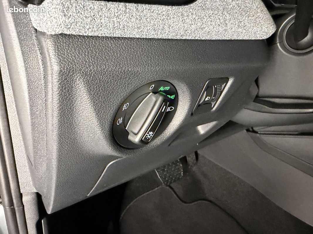 SKODA KAMIQ (2) 1.0 TSi 116 SELECTION DSG7 (image 21)