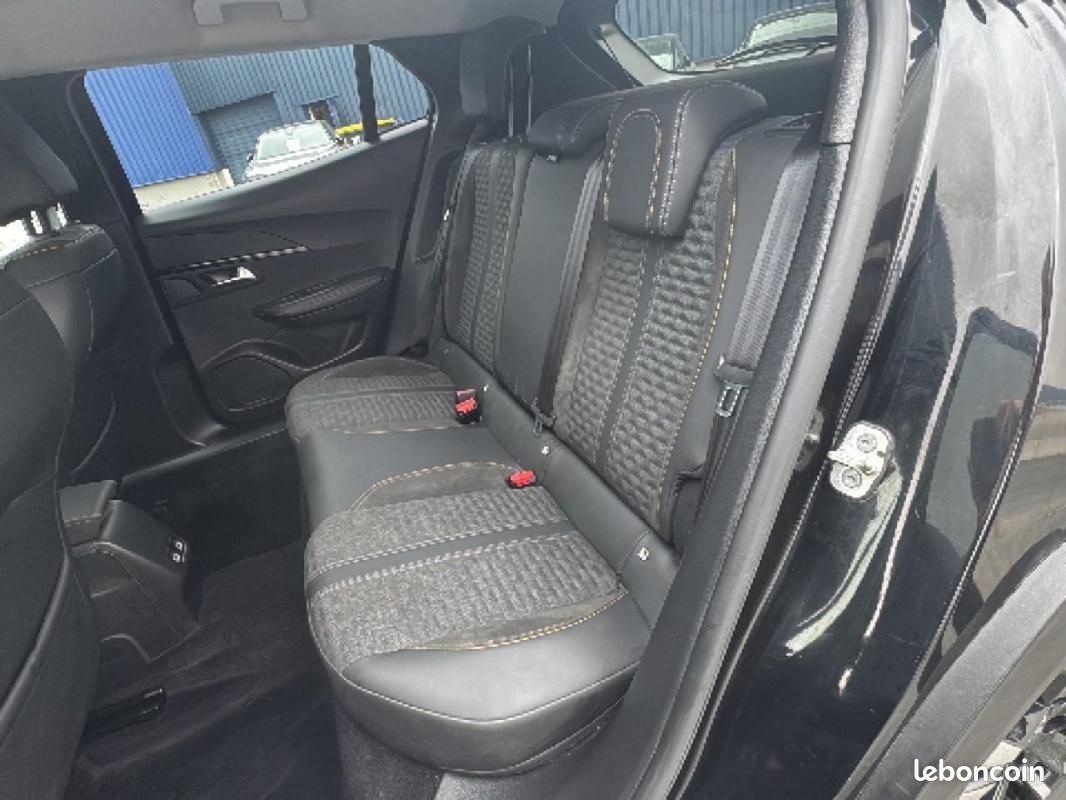 Peugeot 2008 ELECTRIQUE 136 ch Roadtrip (image 10)