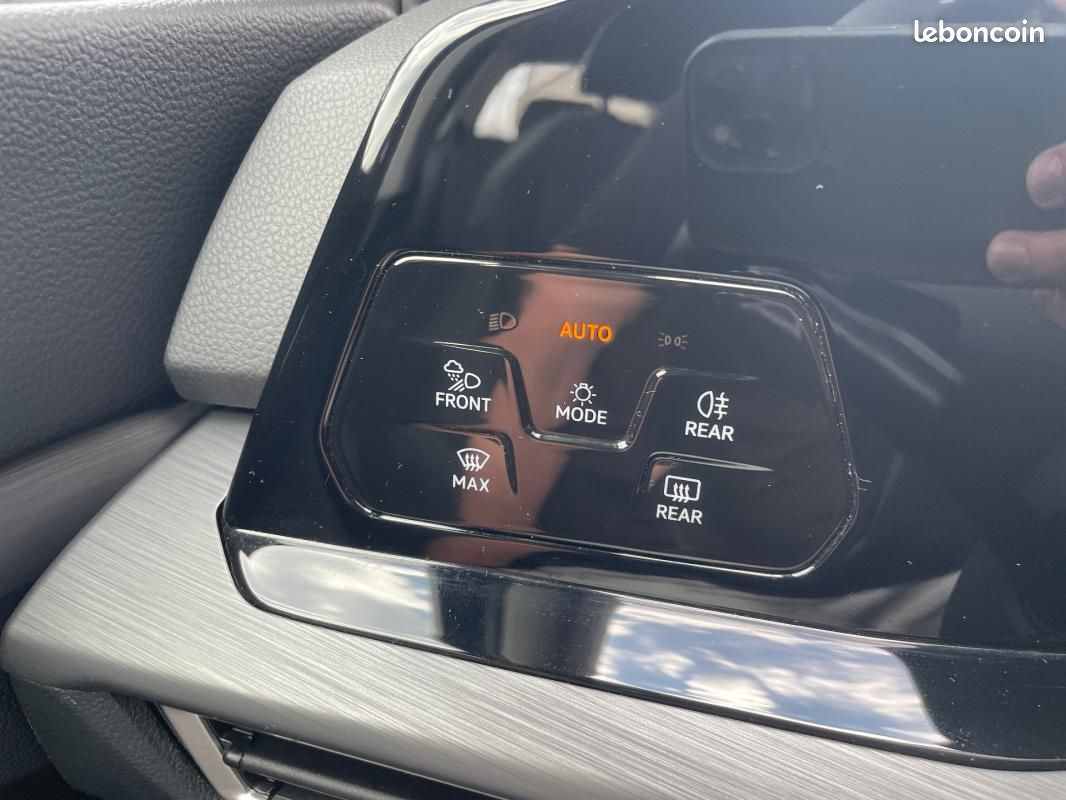 Volkswagen Golf 1.4 Hybrid Rechargeable OPF 204 DSG6 Style (image 20)