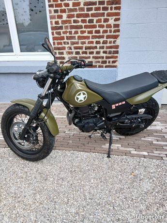 Yamaha 125 tw préparé Motos - Main Image