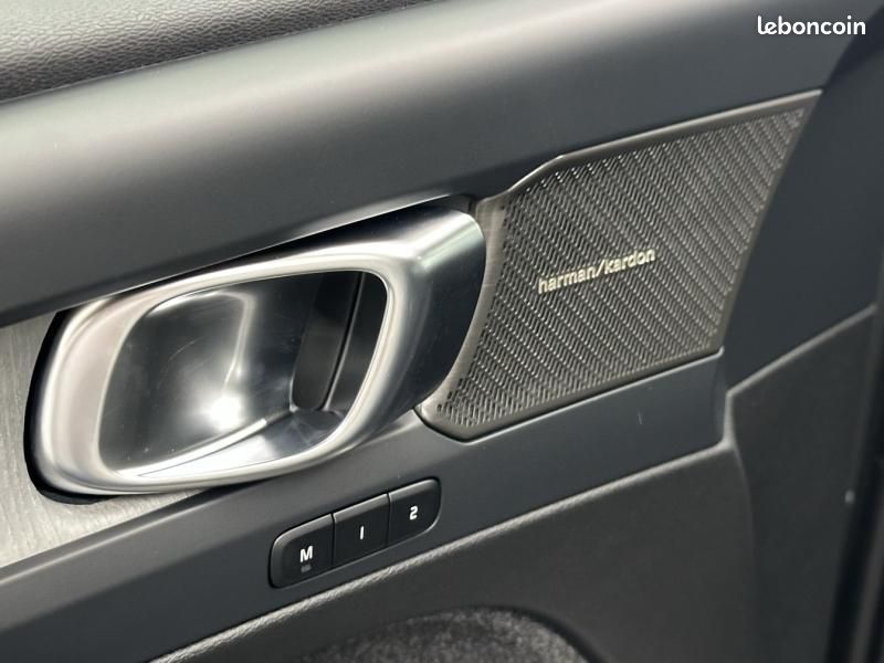 Volvo XC40 B3 163ch Lounge Edition DCT 7 (image 25)