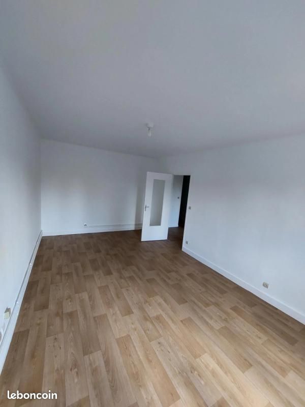 Appartement 4 pièces 80 m² · à Saint-Étienne · 80 m² · 499 €/mois