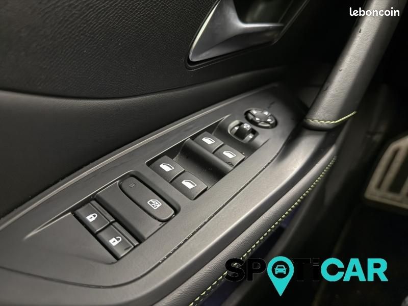 Peugeot 308 SW 1.2 Hybrid 145ch GT e-DCS6 (image 24)