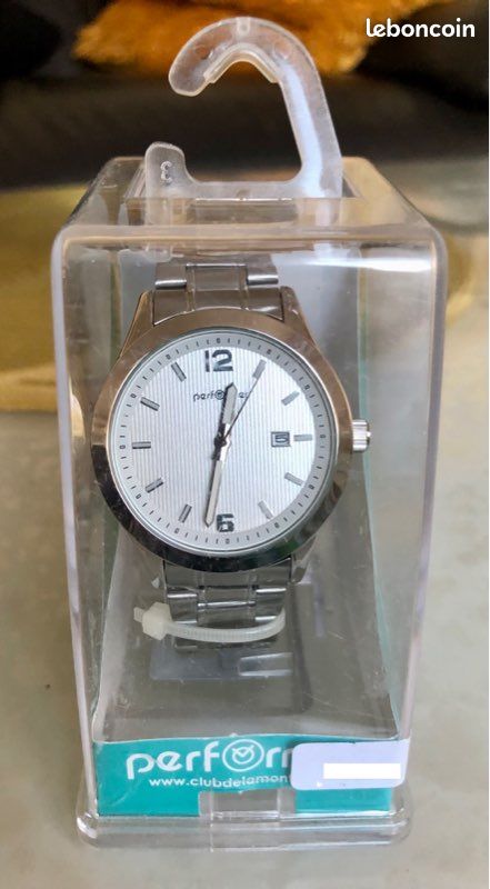 Montre Classique Performer homme Bracelet Argenté Cadran gris neuve dans emballag (image 1)