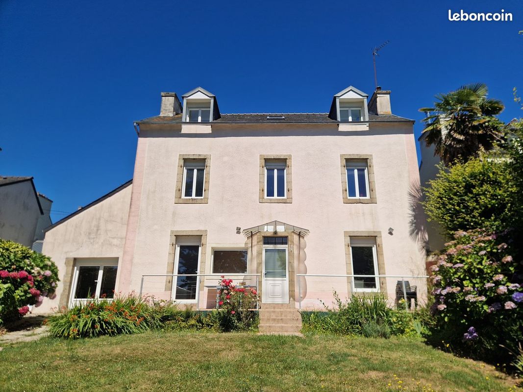Maison 6 pièces 143 m² · à Le Relecq-Kerhuon · 143 m² · 449 350 €