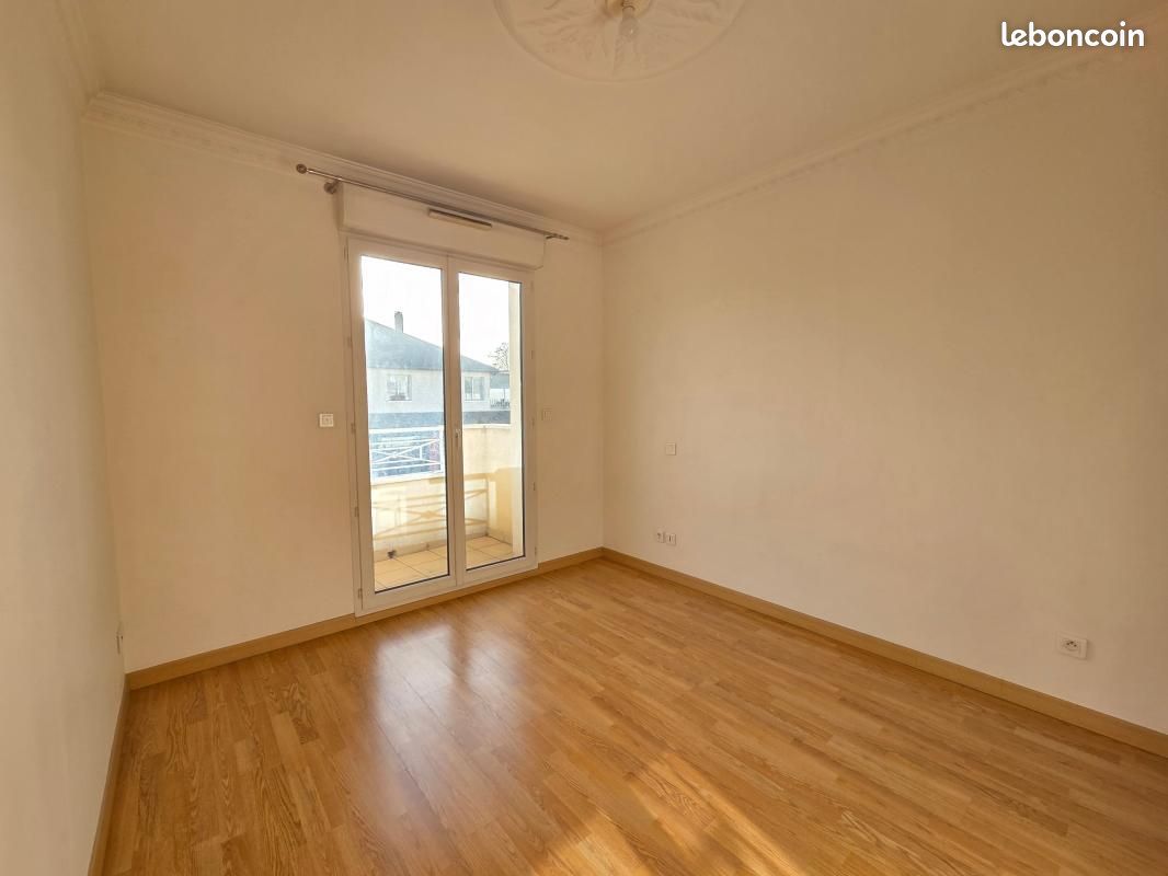 Appartement a louer sainte-genevieve-des-bois - 3 pièce(s) - 65 m2 - Surfyn