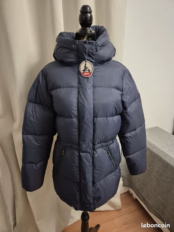 Doudoune JOTT femme avec fourrure – Taille L – Neuve avec