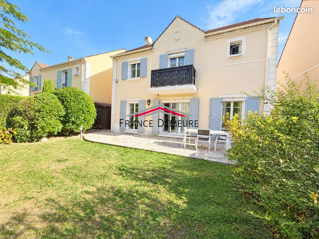 Maison 6 pièces 130 m² · à Le Plessis-Bouchard · 130 m² · 449 000 €