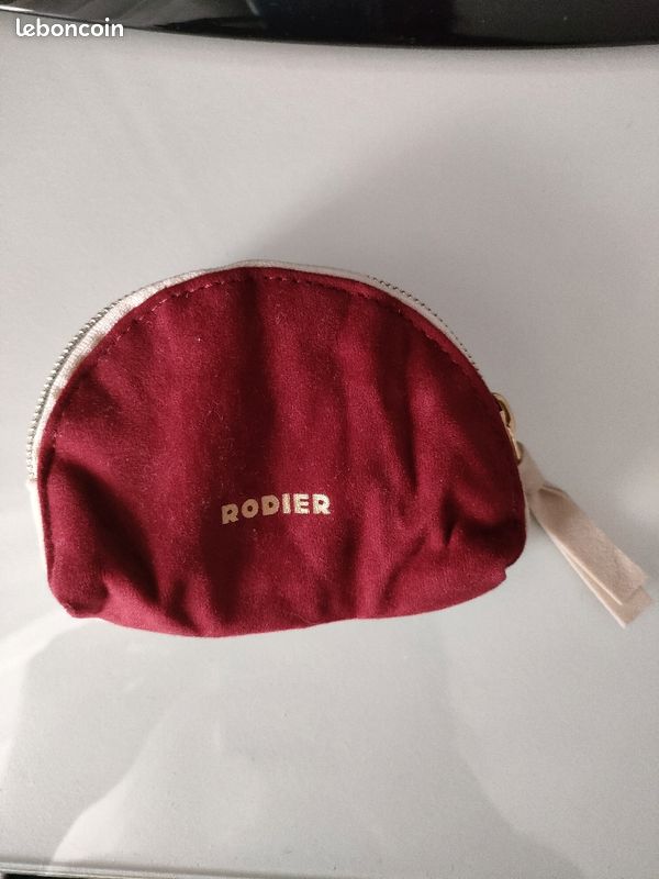 Petit porte monnaie rouge RODIER (image 1)