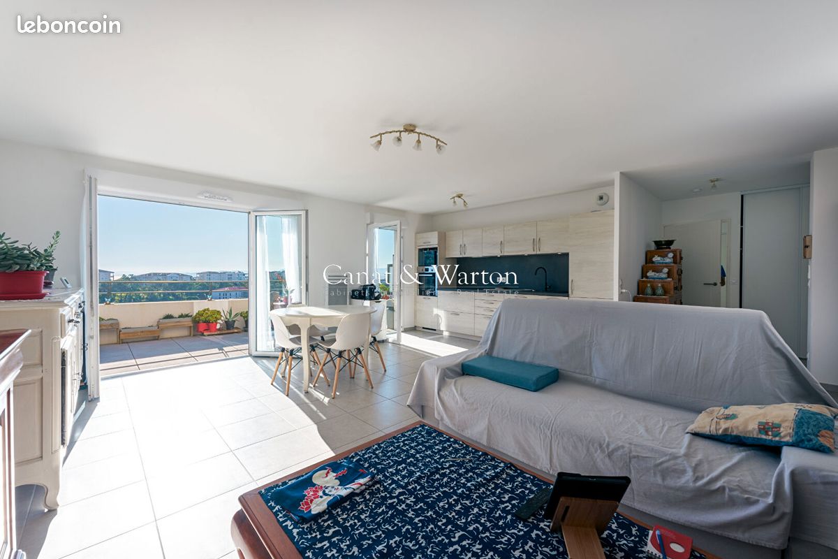 Appartement 3 pièces 74 m² · à Saint-Raphaël · 74 m² · 398 000 €