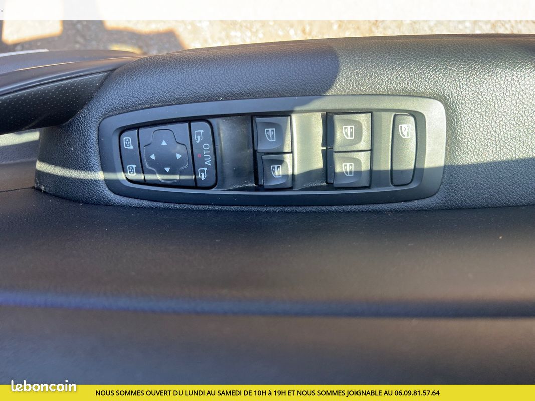 RENAULT MEGANE IV BERLINE dCi 130 Energy Intens (image 10)
