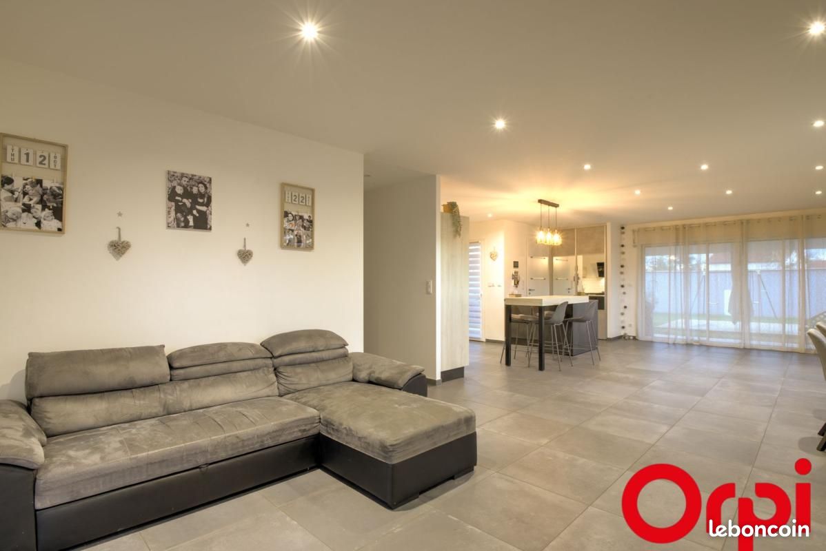 Villa 4 pièces 150 m² (image 2)