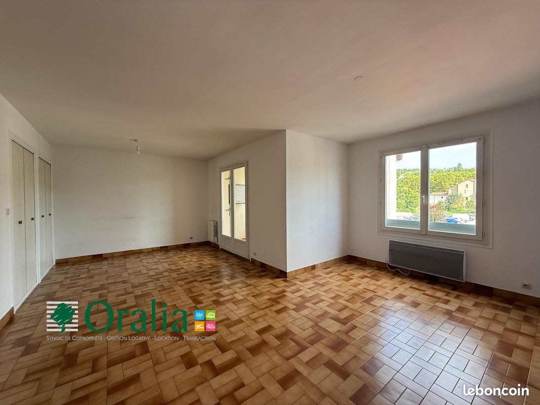Appartement 3 pièces 84 m² · à L'Arbresle · 84 m² · 925 €