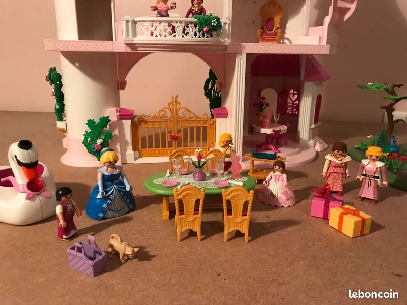 Salle à mange royale playmobil (image 1)