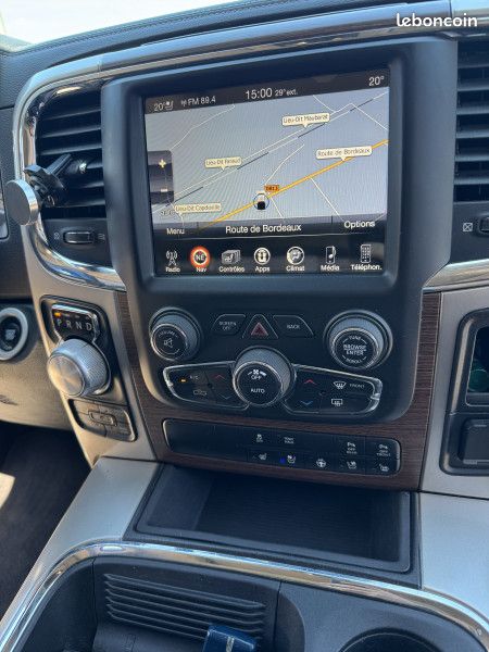 Dodge RAM 1500 CREW CAB 5.7L HEMI 396CH 4WD BVA (image 12)