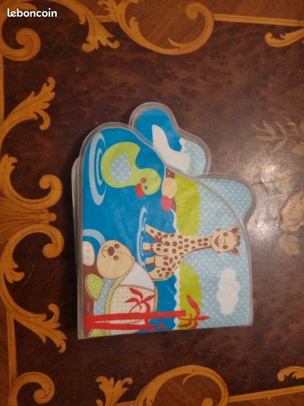 Livre de bain Sophie la girafe (image 5)