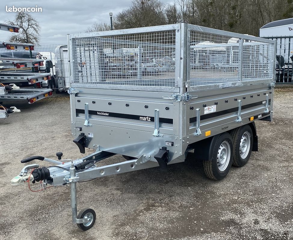 Wagon plat à 2 essieux ex-PLM, freiné avec frein à levier