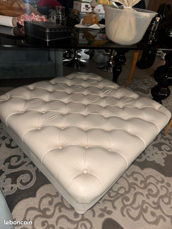 Pouf capitonnée chesterfield (image 2)