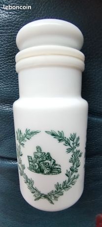 Pot en opaline blanche des années 70 - 21,5 cm - Décoration