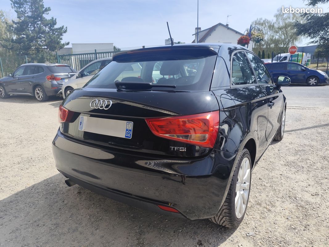 AUDI A1 1.2 TFSI 86ch Ambition (image 3)