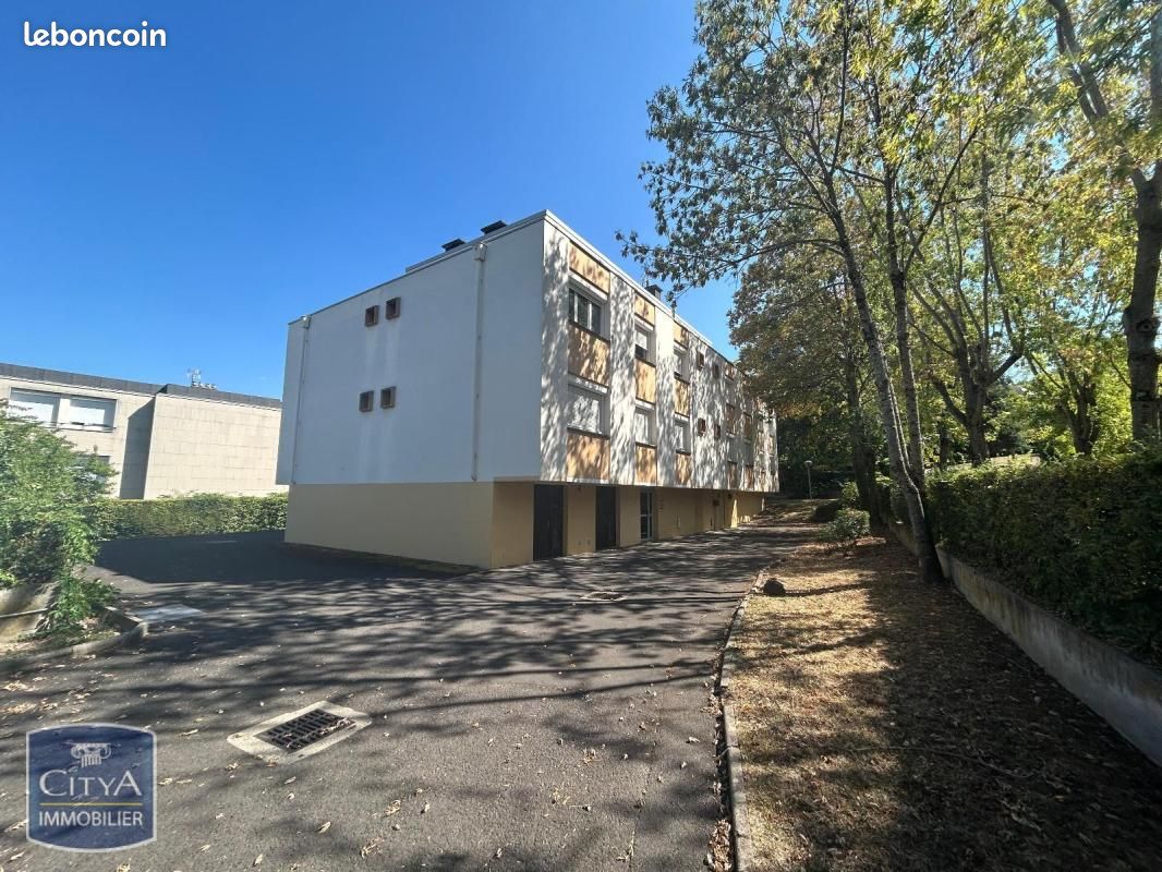 Appartement 1 pièce 16 m² · à Chamalières · 16 m² · 450 €/mois