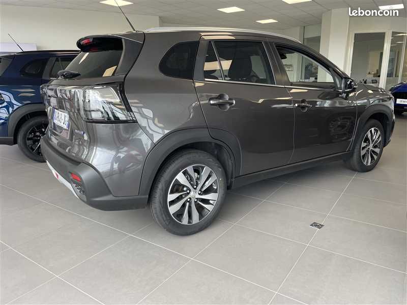 Suzuki s-cross 1.4 boosterjet style hybrid (image 3)