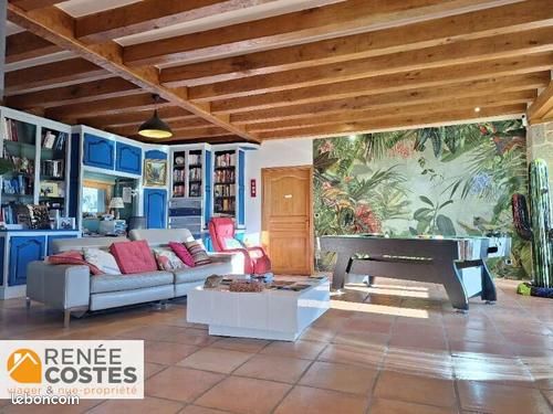 Maison 5 pièces 210 m²