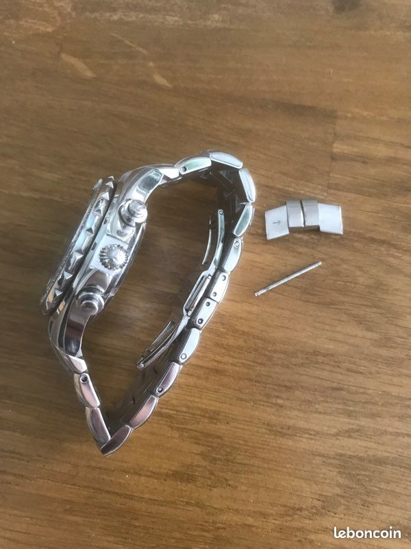 Montre techno marine (image 2)