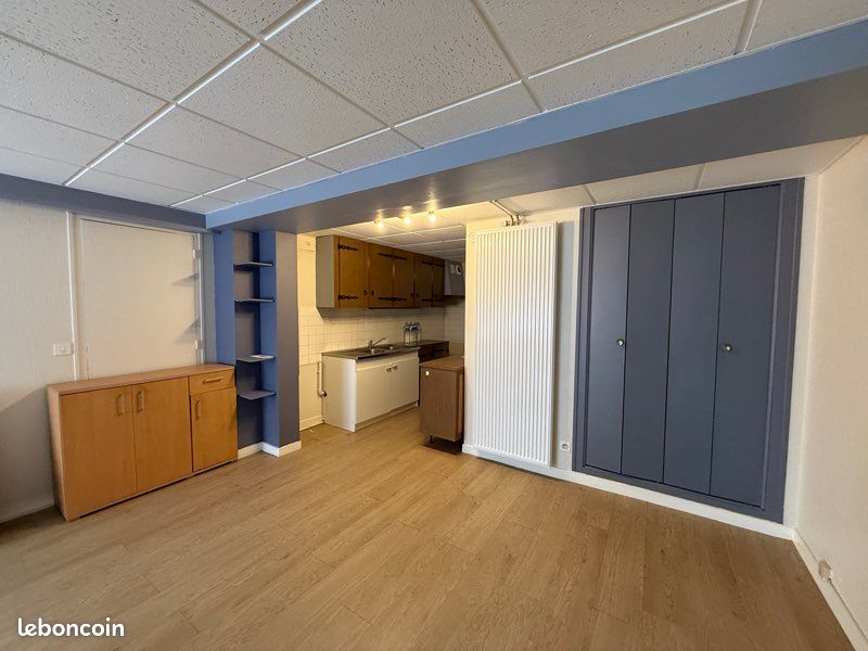 Appartement 1 pièce 35 m² · à Saint-Hilaire-du-Harcouët · 35 m² · 304 €/mois