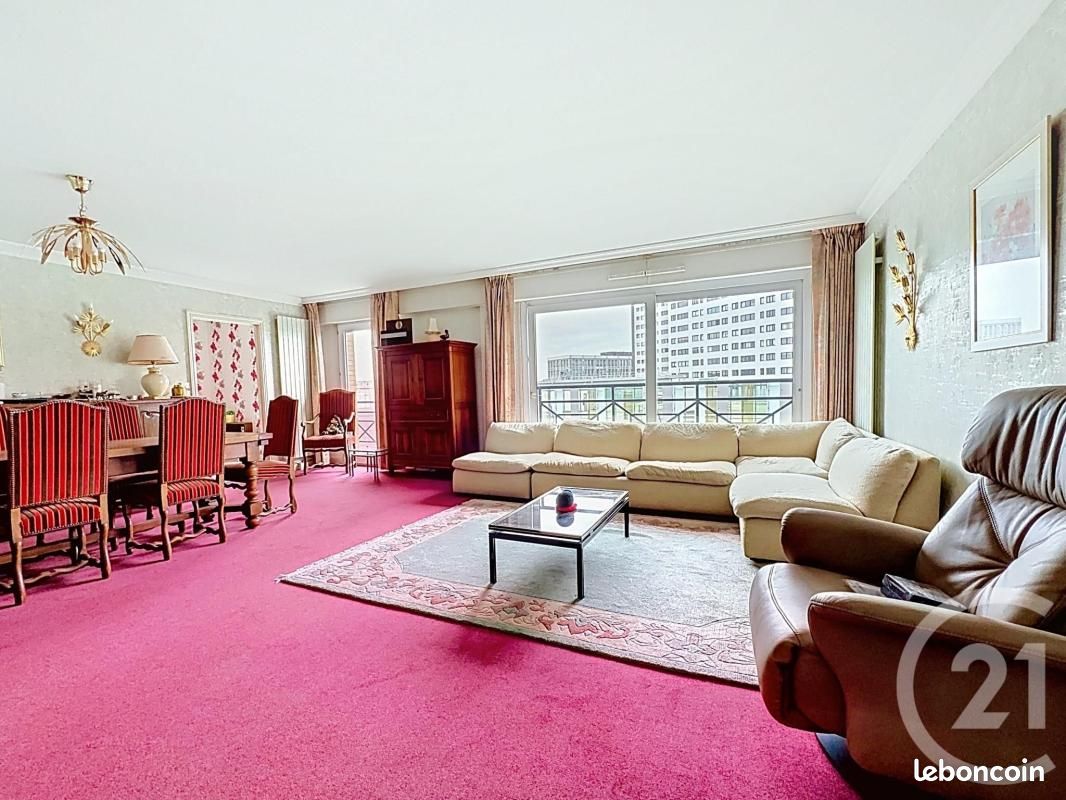 Appartement 3 pièces 119 m² · à Tourcoing · 119 m² · 160 000 €