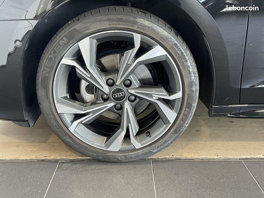 AUDI A3 Berline TFSI Mild Hybrid 150 S tronic 7 S line (image 7)