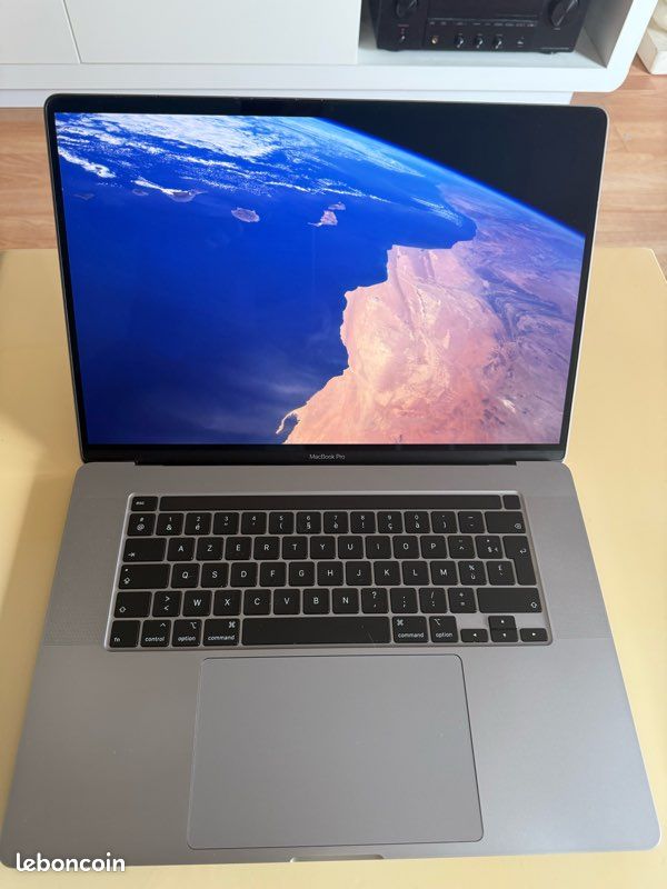 MacBook Pro 16’ (image 2)
