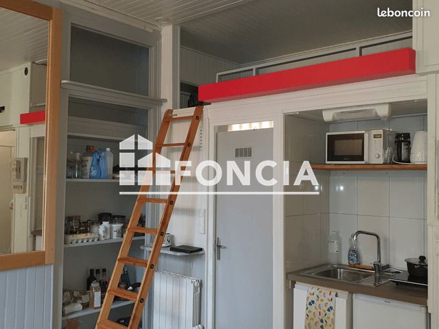 Appartement 1 pièce 18 m² · à Grenoble · 18 m² · 341 €