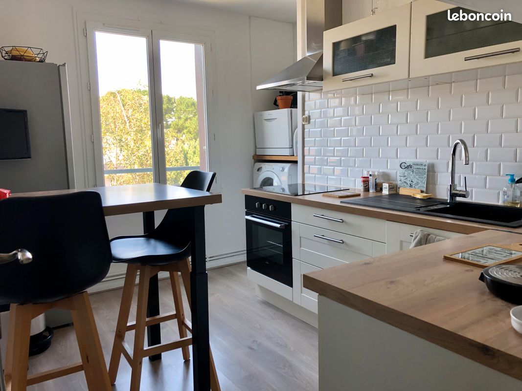 Appartement 3 pièces 67 m² · à Saint-Sébastien-sur-Loire · 67 m² · 1 000 €