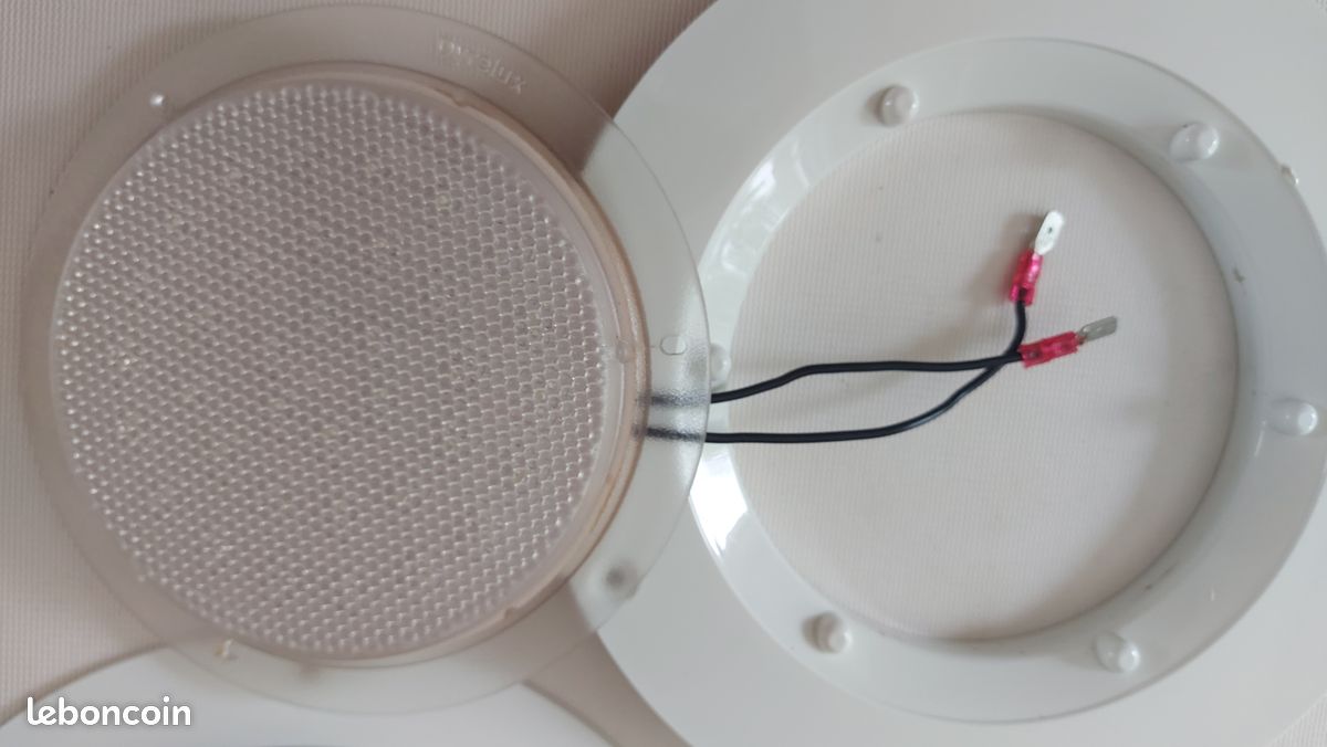 Eclairages Leds 12/24V Dyrelux étanches (image 2)
