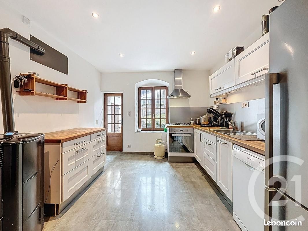 Maison 4 pièces 96 m² · à Saint-Jeoire · 96 m² · 315 000 €