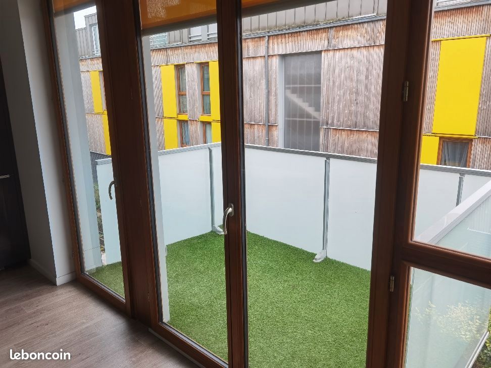 Appartement a louer champs-sur-marne - 2 pièce(s) - 65 m2 - Surfyn