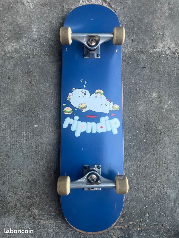 Vente Skateboard ripndip (image 1)