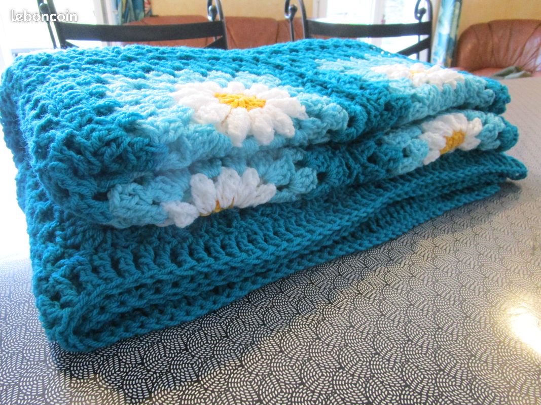 Couvre-lit En Crochet Fait Main – 100% Coton – Taille Double – Couleur écru – NEUF Avec étiquettes