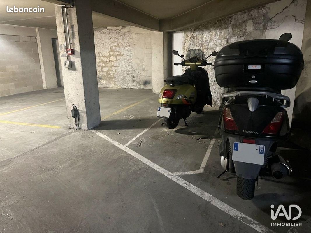 Parking 5 m² · à Paris · 5 m² · 70 €
