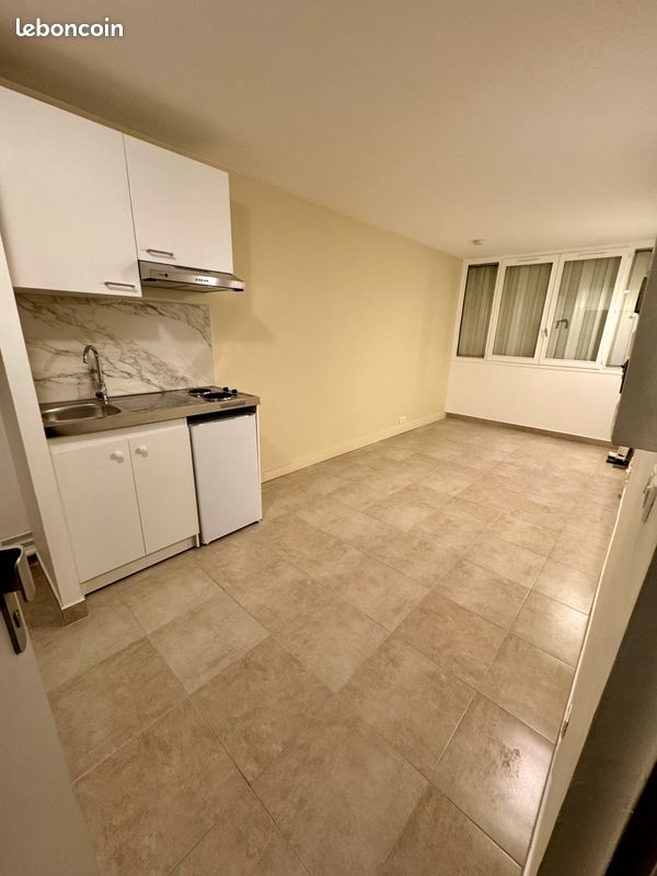 Appartement 1 pièce 20 m² · à Longjumeau · 20 m² · 670 €/mois