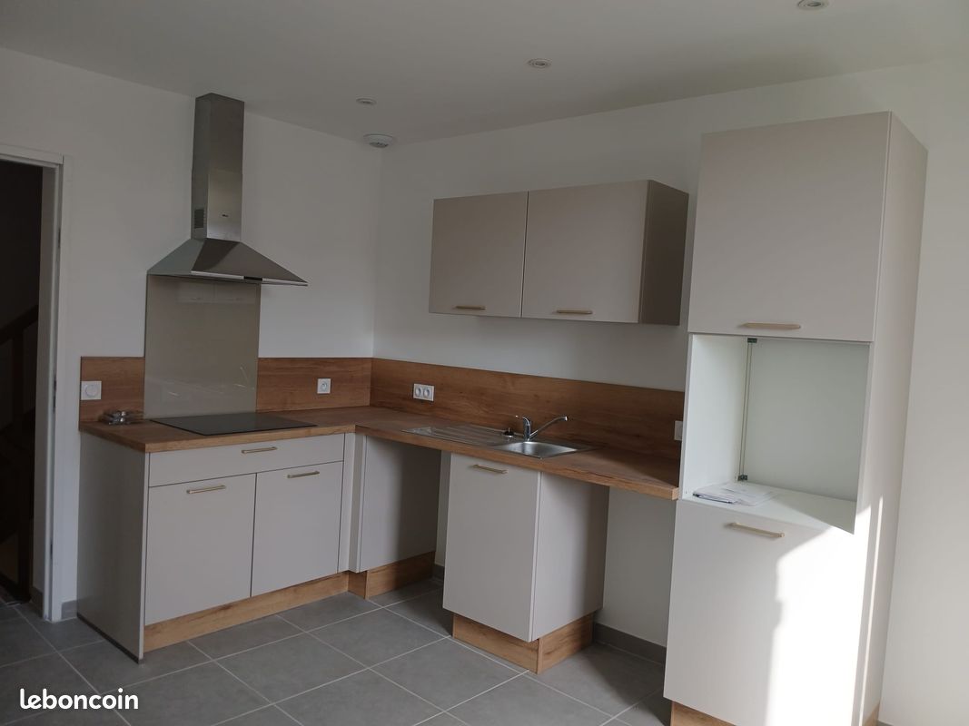 Appartement 3 pièces 67 m² · à Les Abrets en Dauphiné · 67 m² · 815 €