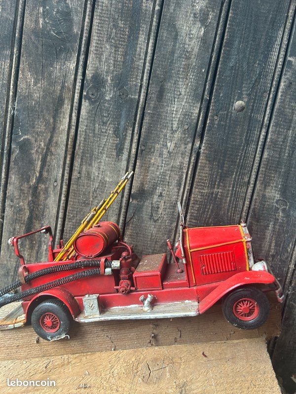 Jouet camion ancien (image 1)