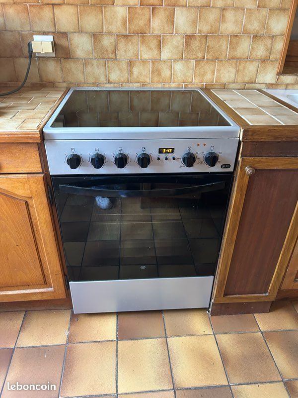 Cuisinière (image 1)