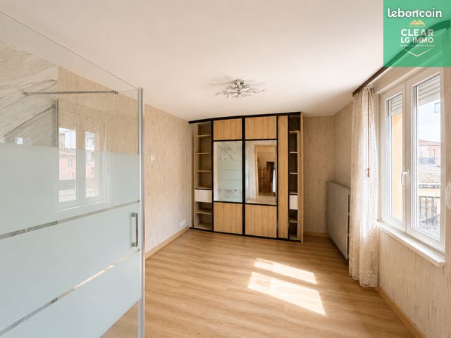 Maison 10 pièces 135 m² · à Marange-Silvange · 135 m² · 207 000 €