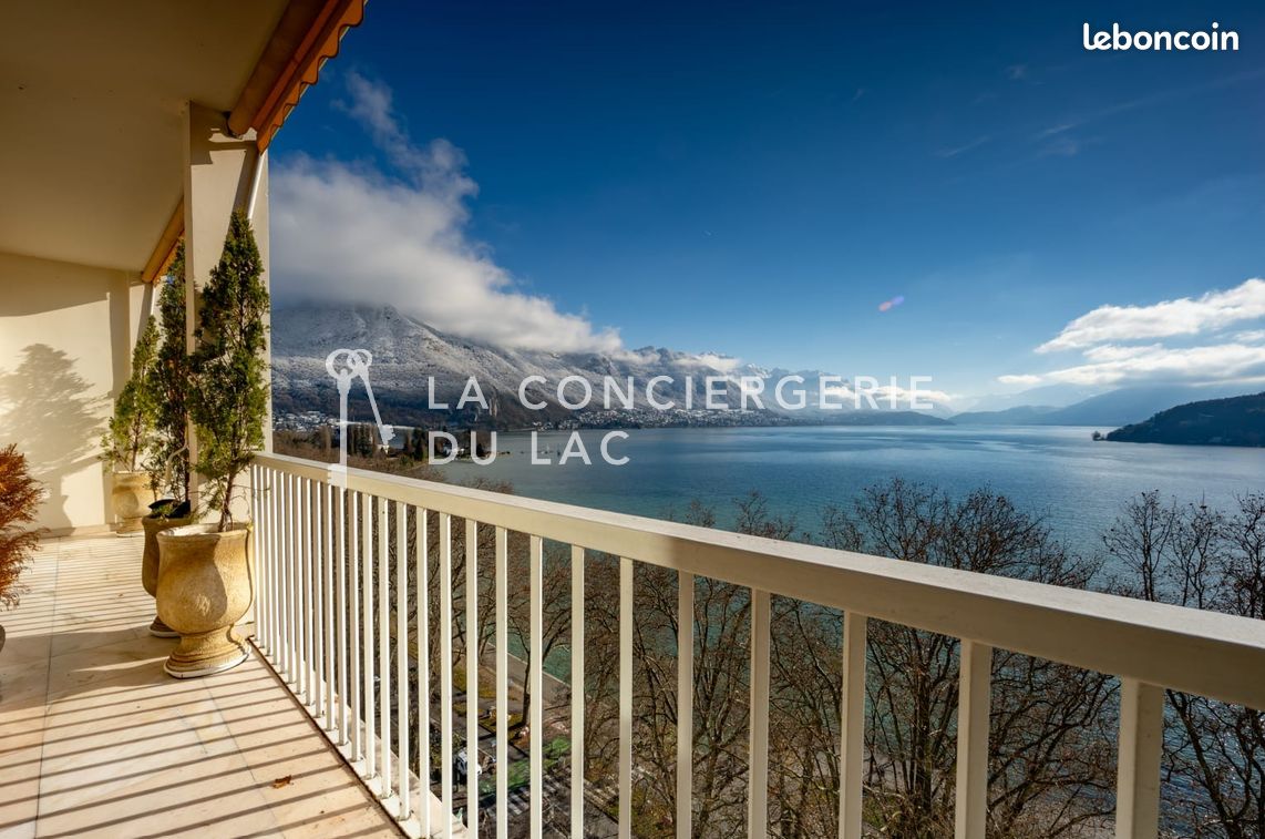 Appartement 3 pièces 86 m² · à Annecy · 86 m² · 2 850 €